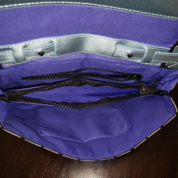 Patrizia Luca Patent Leather Blue Envelope Style Handbag - Picture 3 of 3